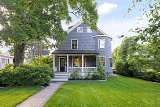 3 Fletcher St, Winchester, MA 01890