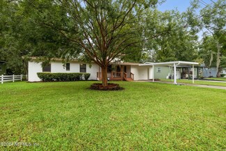 5614 Norde Dr W, Jacksonville, FL 32244