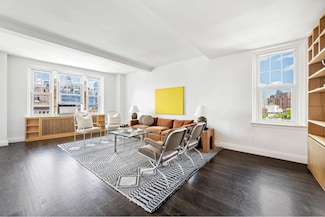 302 W 12th St Unit 10A, New York, NY 10014