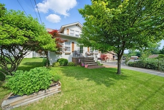 27 Denville Ave, Denville, NJ 07834