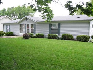 128 W Church St, Thorntown, IN 46071