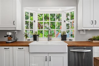 19172 Sierra Maria Rd, Irvine, CA 92603