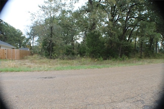 6230 Choctaw Dr, Enchanted Oaks, TX 75156