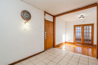 35 Harmon St Unit 4, Jersey City, NJ 07304