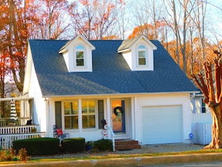 109 Chaucer Dr, Gaffney, SC 29341