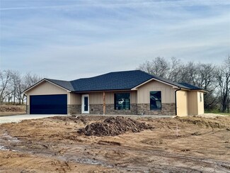 124 Pr 33039, Brookston, TX 75421