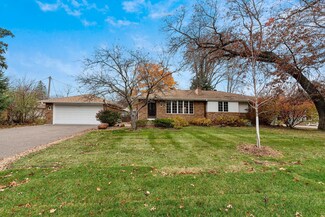 313 Territorial Rd NE, Minneapolis, MN 55434