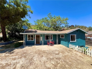 728 Monterey Trail, Frazier Park, CA 93225