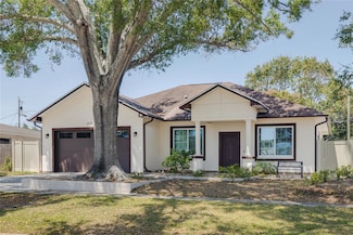 1150 7th Ave NE, Largo, FL 33770
