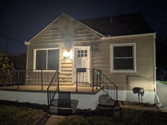 1261 E Chesterfield St, Ferndale, MI 48220