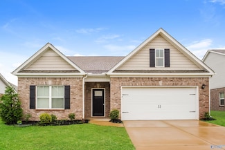 129 Morning Dew Rd, Toney, AL 35773