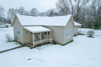 1678 Pike St, Wabash, IN 46992