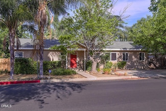 22158 Schoolcraft St, Canoga Park, CA 91303