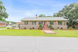 507 W Laodis St, Delcambre, LA 70528