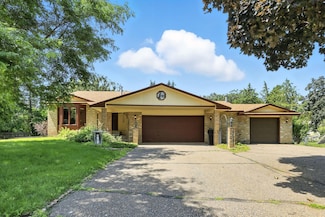 11509 Welcome Cir N, Champlin, MN 55316
