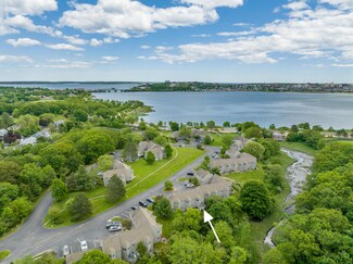 10 Back Cove Estate Unit 10, Portland, ME 04103