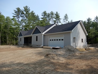 99 July St, Limington, ME 04049