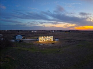 232 Hcr 2302 S, Abbott, TX 76621
