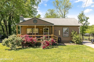 1372 Byrd Cir, Kingston, TN 37763