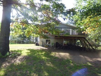 8059 County Rd W, Bancroft, WI 54921