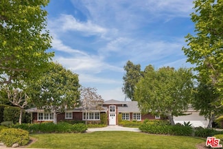 1180 Napoli Dr, Pacific Palisades, CA 90272