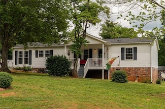 1030 Cliff View Dr, King, NC 27021