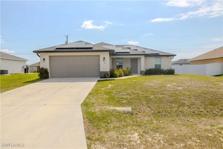2220 NE 7th Ave, Cape Coral, FL 33909