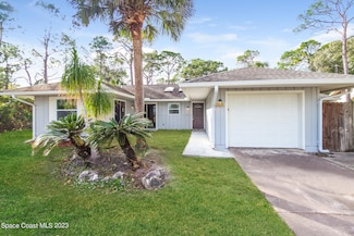 524 Commodore Ave NW, Palm Bay, FL 32907