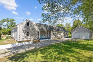740 New Hampton Rd, Sanbornton, NH 03269