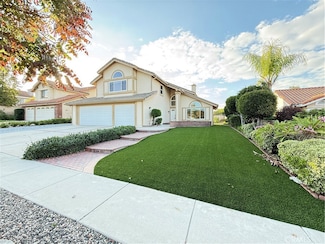 2450 Via Pacifica, Corona, CA 92882