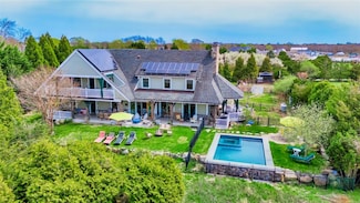 53B S Bay Ave, Eastport, NY 11941