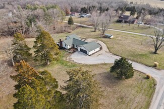 7720 County Road 406, Fulton, MO 65251