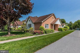 111 Strayer Dr, Carlisle, PA 17013