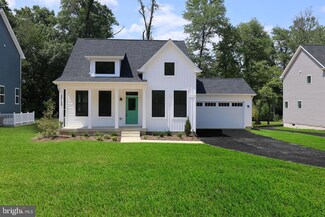 22133 Saint Louis Rd, Middleburg, VA 20117