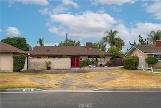 9692 Random Dr, Anaheim, CA 92804