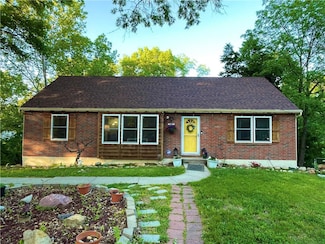 6607 NW Quail Run Dr, Kansas City, MO 64152