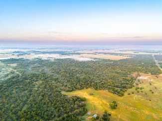 000 N 2220 Rd, Mooreland, OK 73852