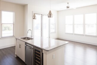 2101 W Rosedale St Unit 212, Fort Worth, TX 76104