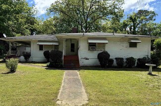 1024 S 12th St, Gadsden, AL 35901