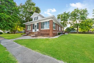 202 Jefferson St, Benson, IL 61516