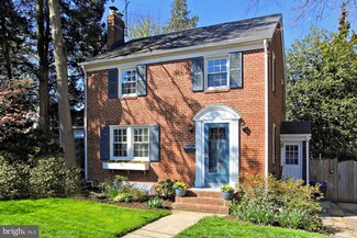 2010 N Nottingham St, Arlington, VA 22205
