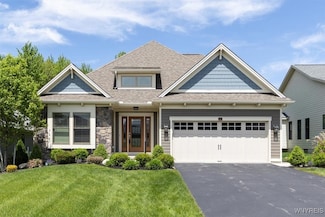 16 Aurora Mills Dr, East Aurora, NY 14052