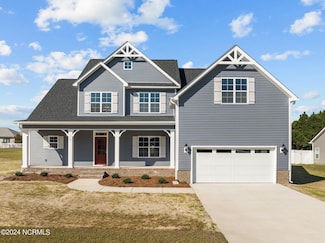 318 Shortleaf Dr, Grimesland, NC 27837