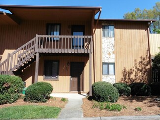 504 Trent Ct, Winston Salem, NC 27127