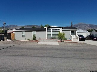 171 F St, Hawthorne, NV 89415