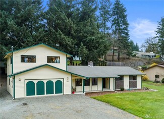 4505 Chrisella Rd E, Edgewood, WA 98372