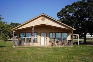 125 Robles Ln, Alvord, TX 76225