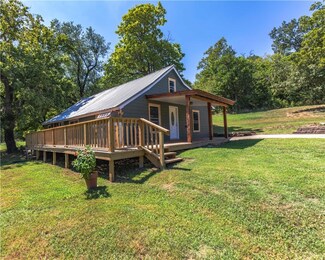 13823 Kettle Springs (Wc 212) Rd, Prairie Grove, AR 72753