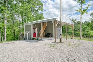 2361 Cookeville Hwy, Livingston, TN 38570