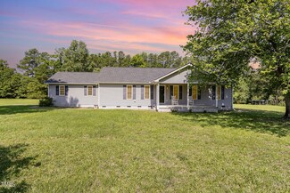 2109 Woodstone Dr, Clayton, NC 27527